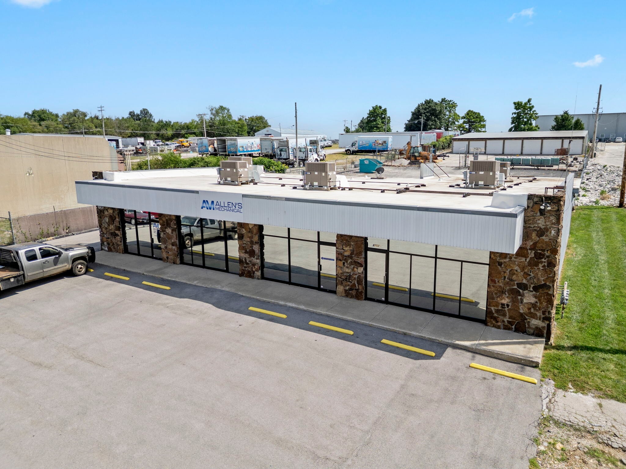 2752 E Kearney St, Springfield, MO for Sale