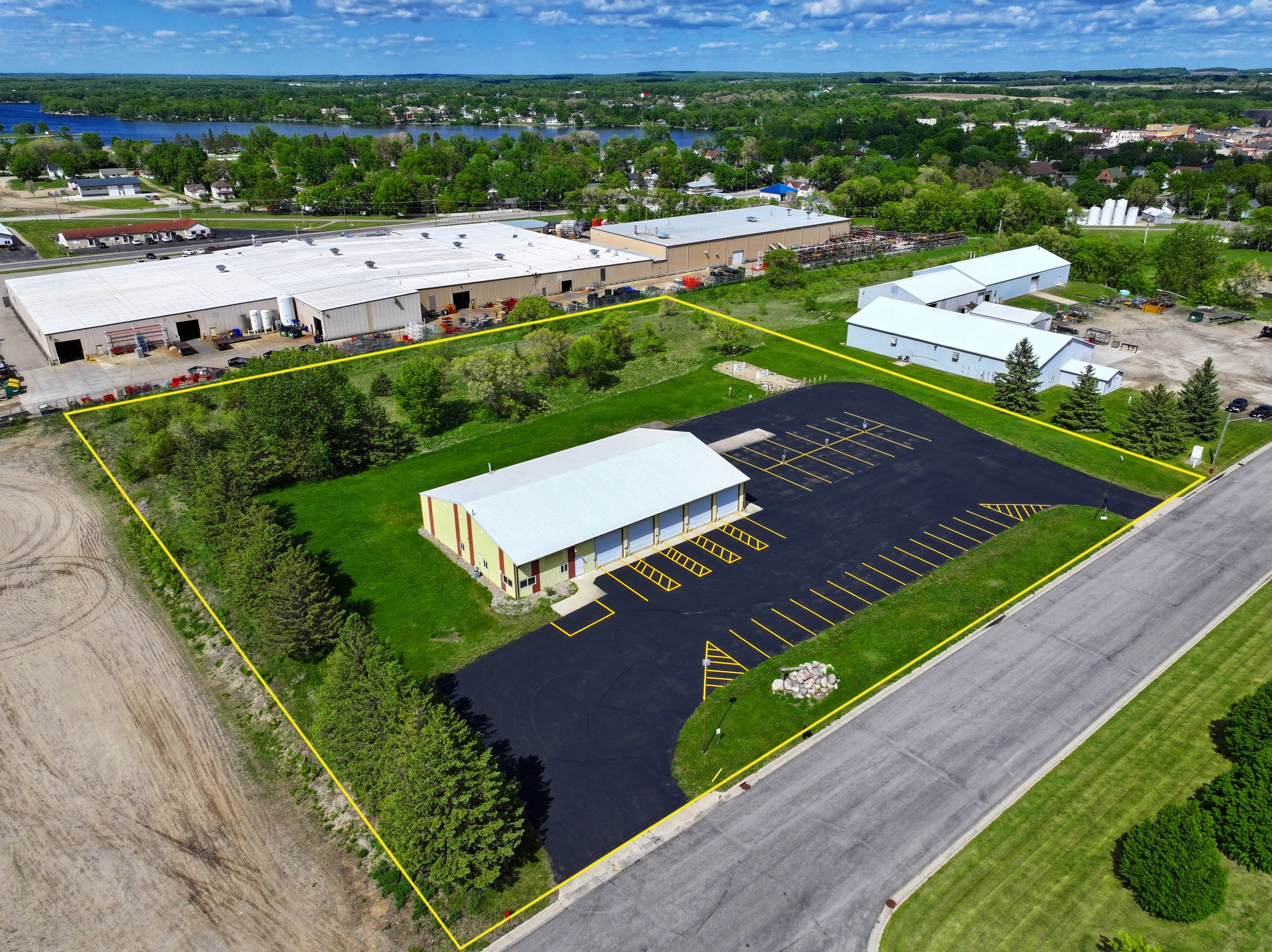 431 Lincoln Loop, Sauk Centre, MN for Sale