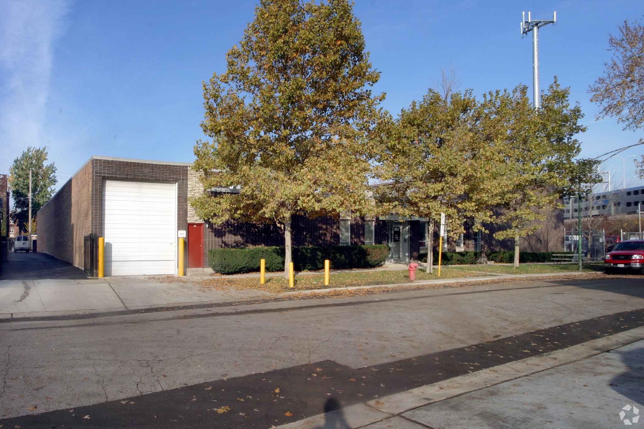 4020 N Tripp Ave, Chicago, IL for Sale