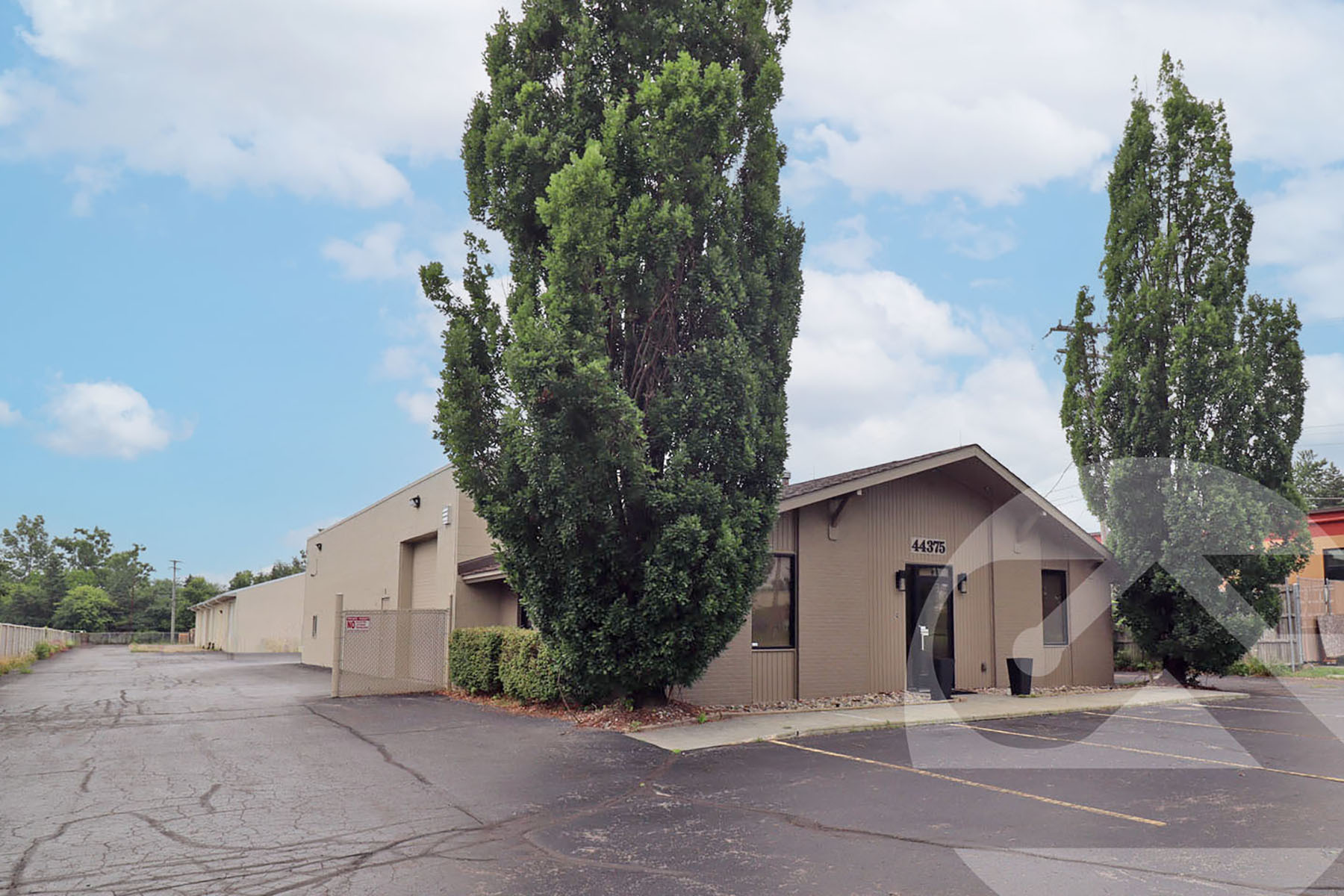 44375 Grand River Ave, Novi, MI for Rent