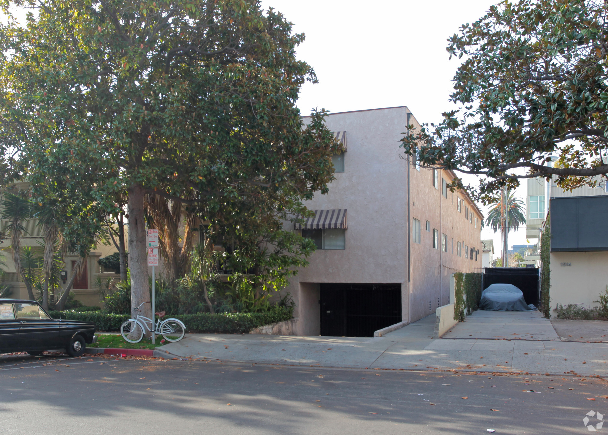 1518 10th St, Santa Monica, CA for Sale