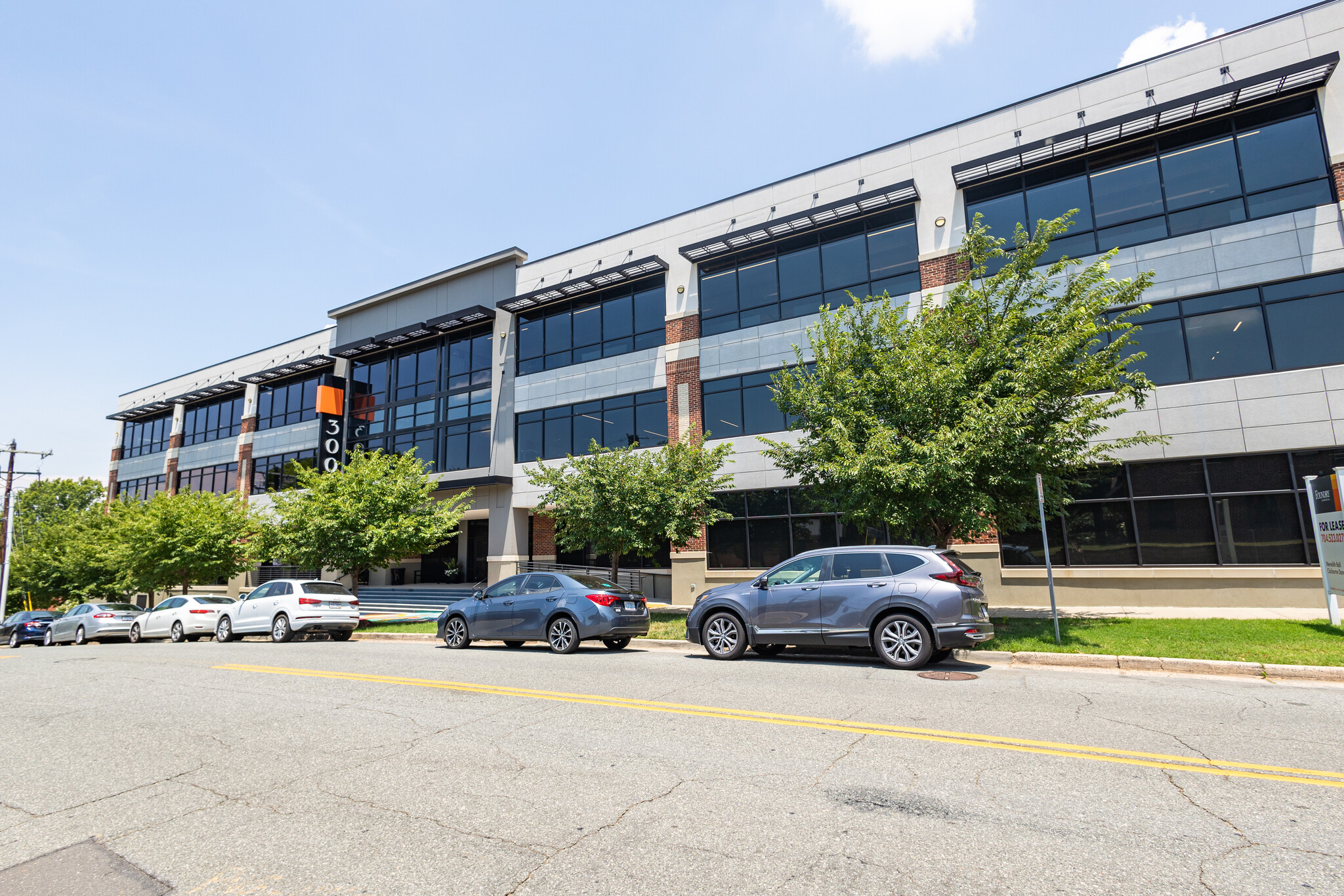 300 W Summit Ave, Charlotte, NC for Rent