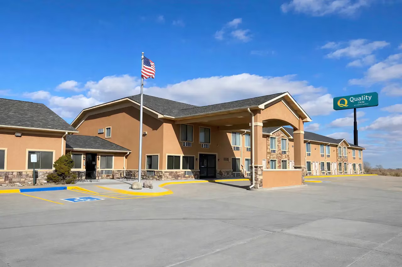 3815 S Lincoln Ave, York, NE for Sale