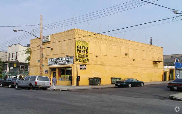 165 Newport St, Brooklyn, NY for Sale
