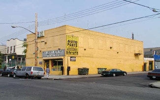Brooklyn, NY Freestanding - 165 Newport St
