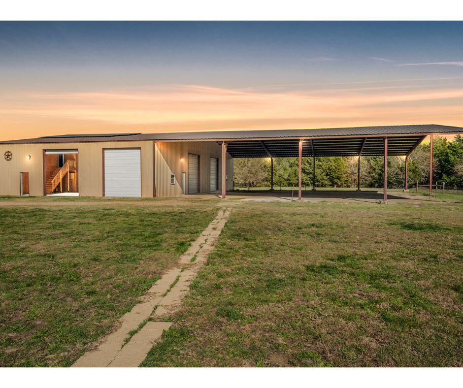 12488 Eastline Rd, Trenton, TX for Sale