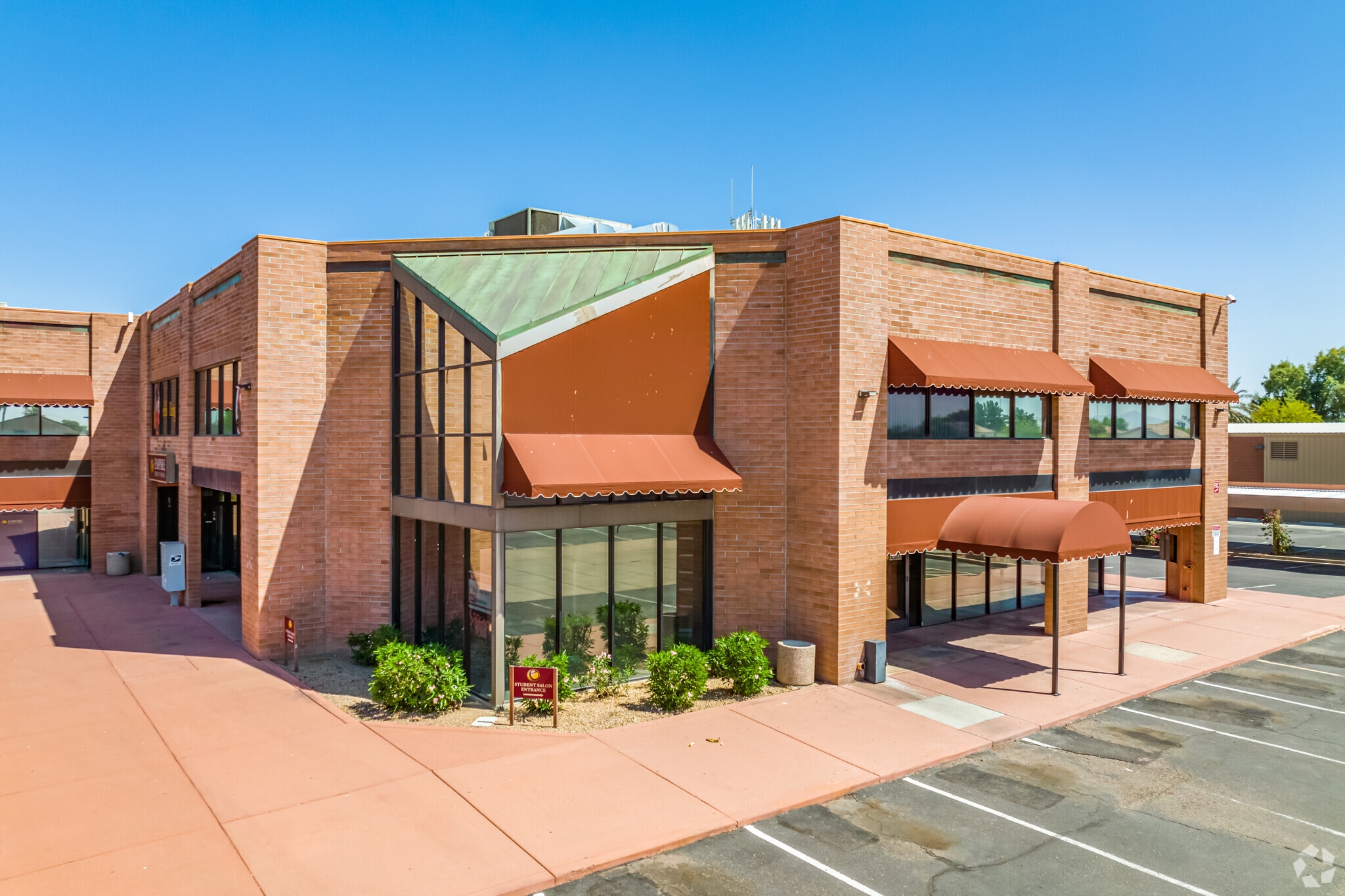2727 W Glendale Ave, Phoenix, AZ for Rent
