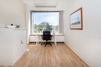 Escondido, CA Coworking Space - 105 N Rose St