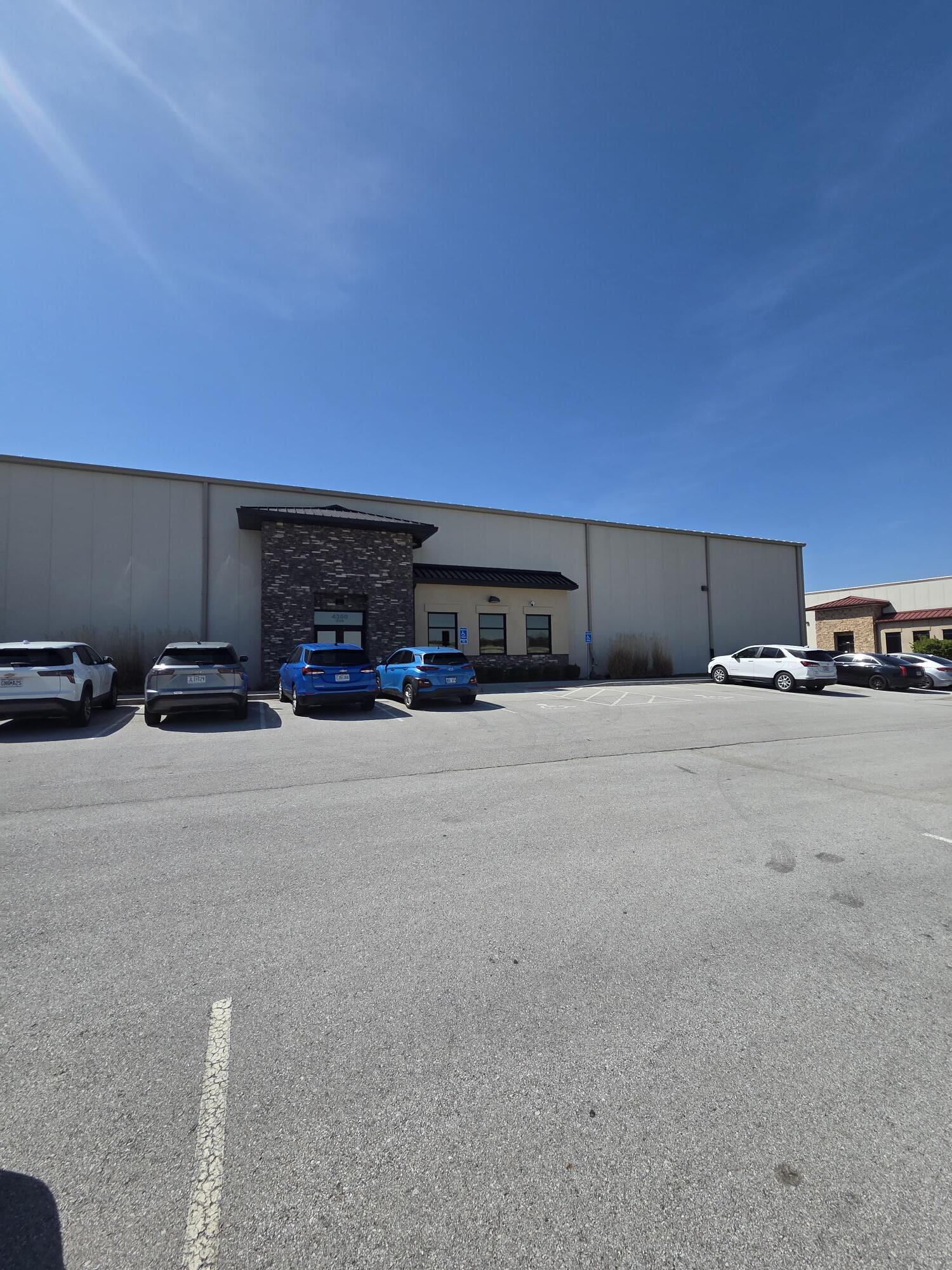 4300-4324 N Belgium Ave, Riverside, MO for Rent