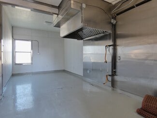 Rosenberg, TX Retail - 1704 Avenue D