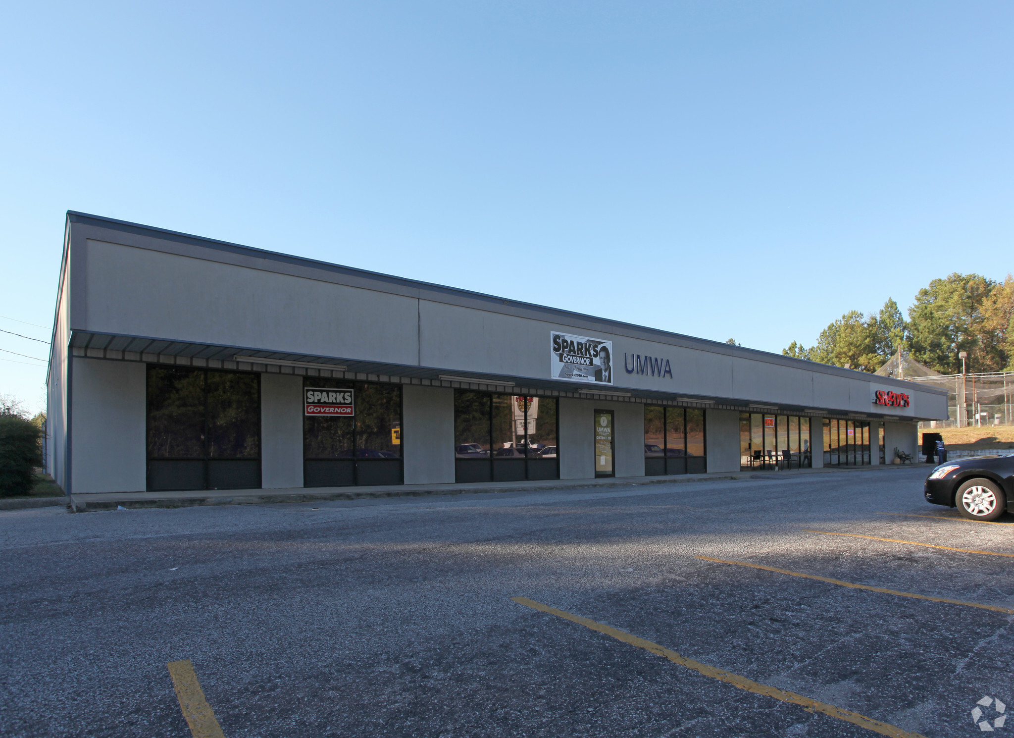 273-275 Forest Rd, Bessemer, AL for Rent