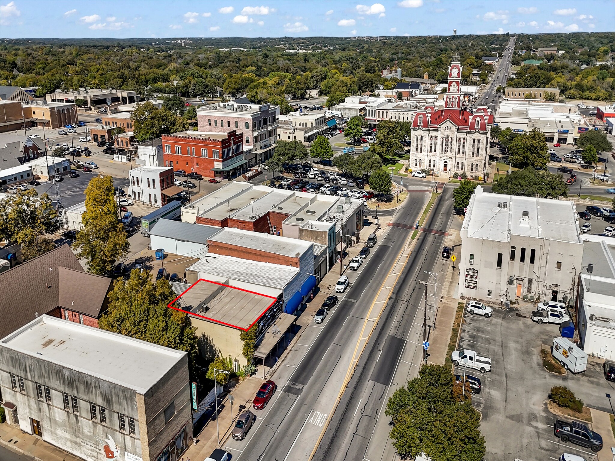 118 S Main St, Weatherford, TX for Sale