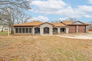 Graham, TX Specialty - 162 Eastledge Dr