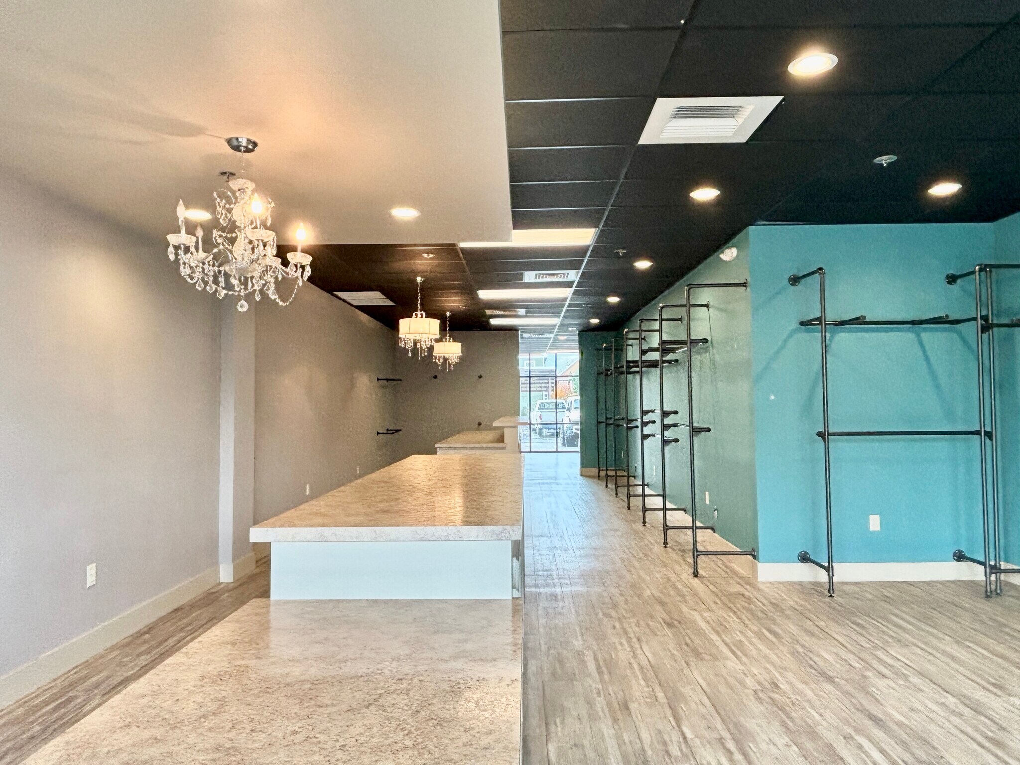 1127 Broadway St NE, Salem, OR for Rent