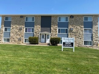 Marion, IA Apartments - 901 S 11th St