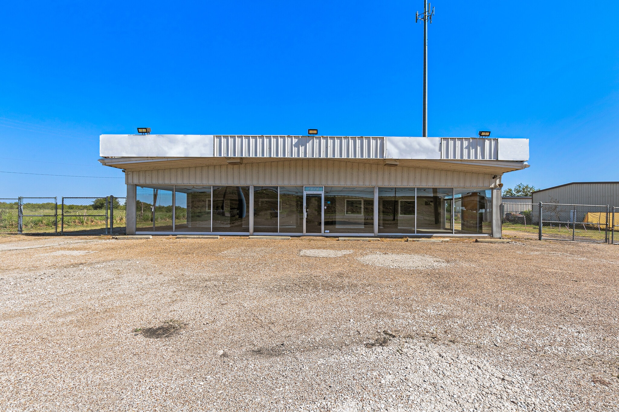 5878 W US Highway 80, Terrell, TX for Sale