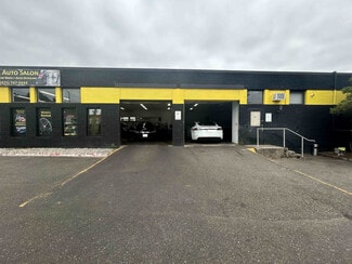 Bellevue, WA Retail - 13600 NE Spring Blvd