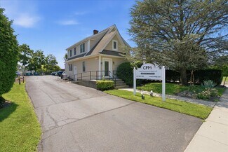 Smithtown, NY undefined - 20 Manor Rd