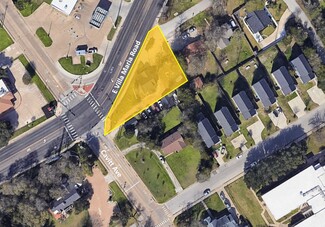 Bryan, TX Commercial Land - 301 & 305 E Villa Maria Rd