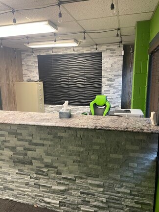 230 38TH STREET DR SE