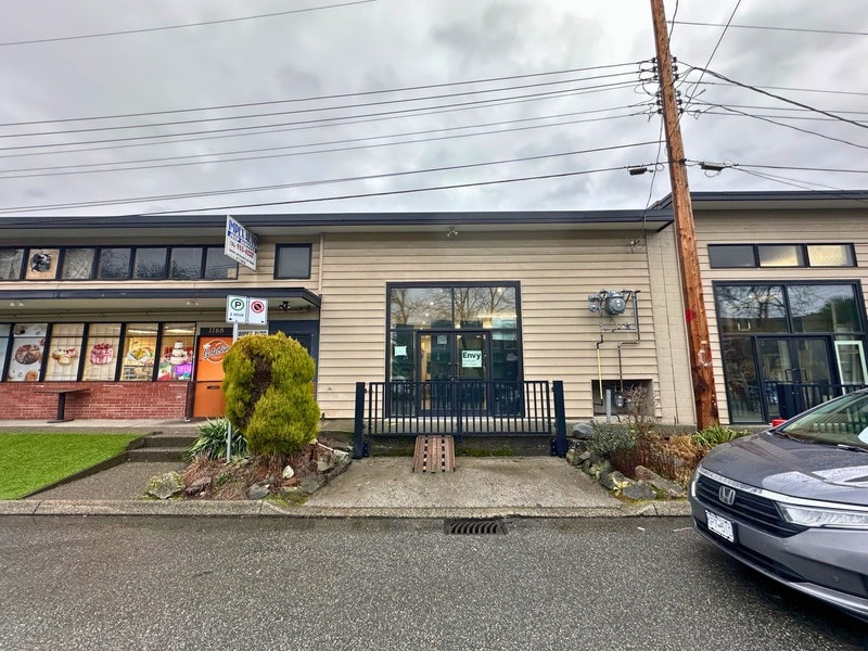 1166 W 14th St, North Vancouver District, BC for Rent