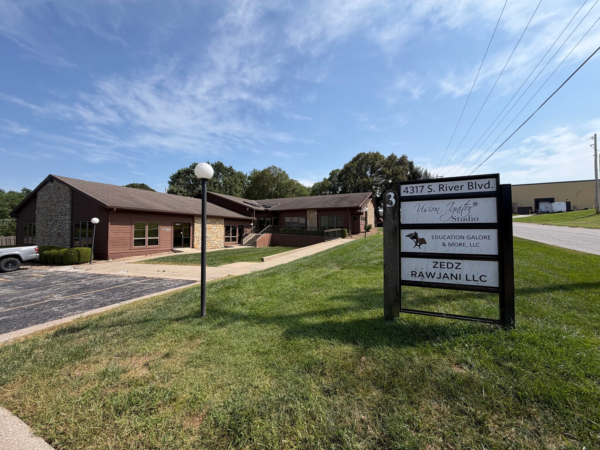 4317 S River Blvd, Independence, MO for Sale