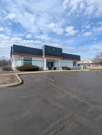 Island Lake, IL Retail - 660 E State Rd