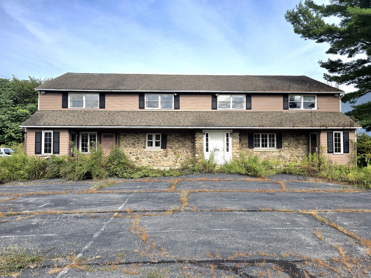 420 Long Hill Rd, Groton, CT for Sale