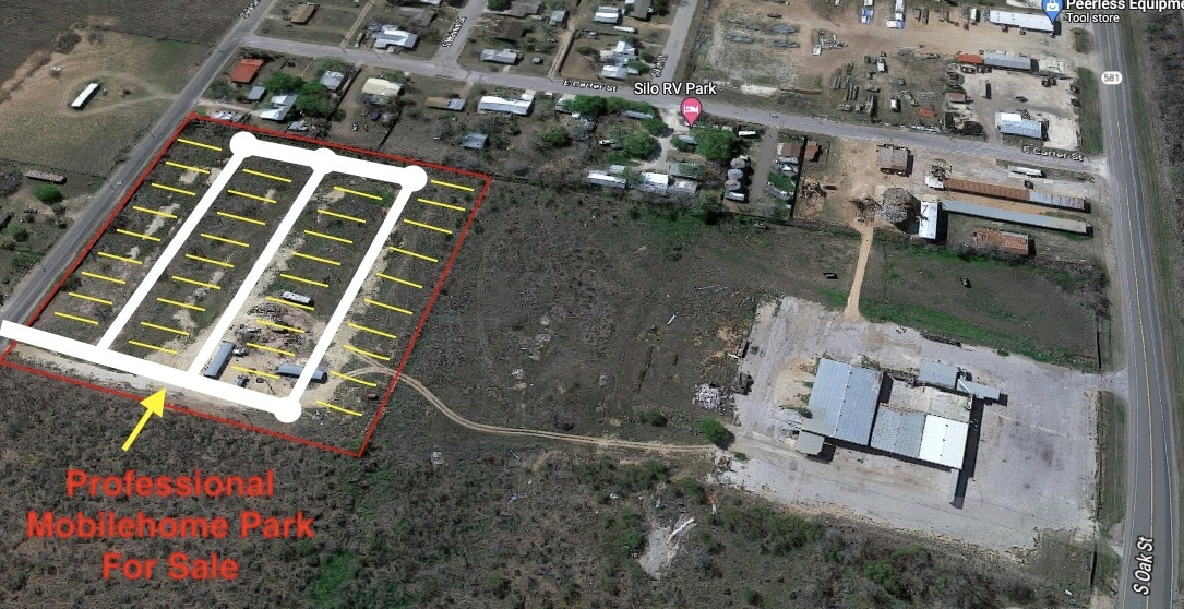 1411 S Pecan, Pearsall, TX for Sale
