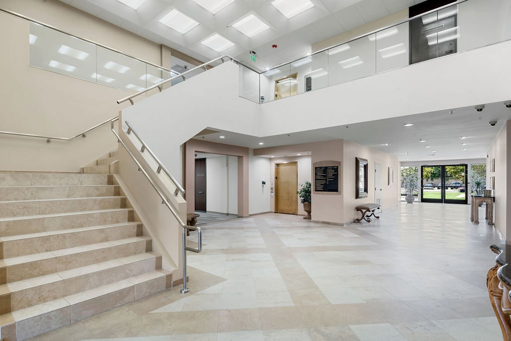200 New Stine Rd, Bakersfield, CA for Rent