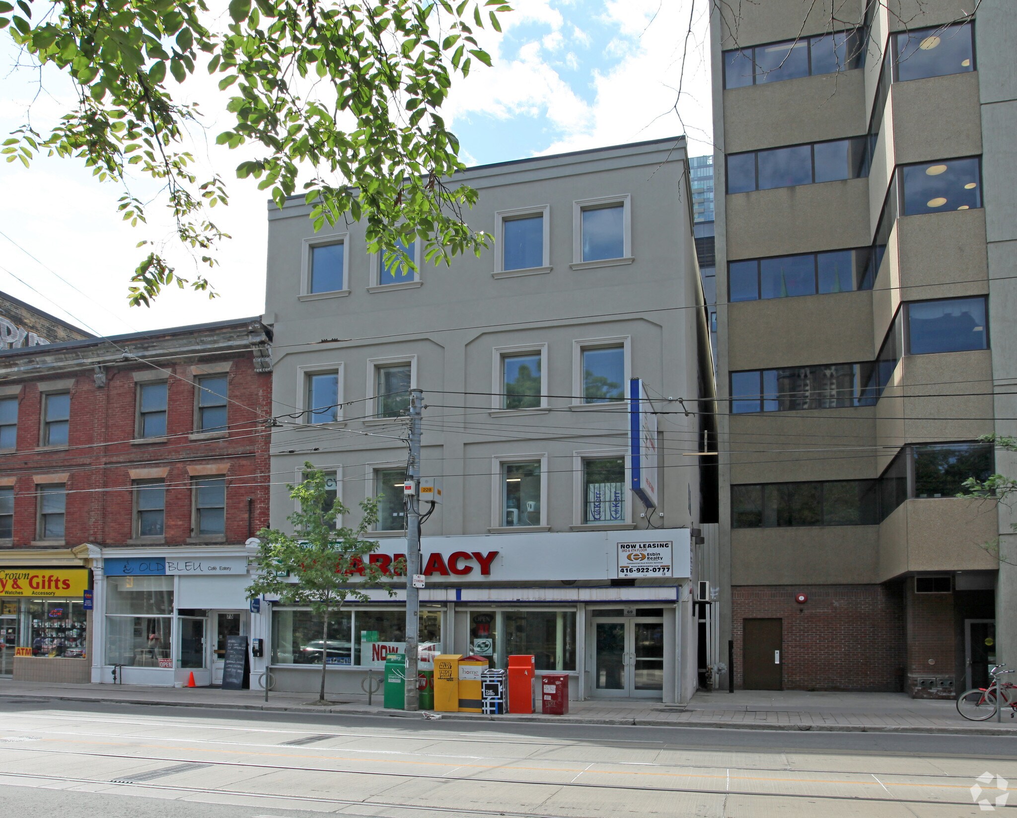 69 Queen St E, Toronto, ON for Rent