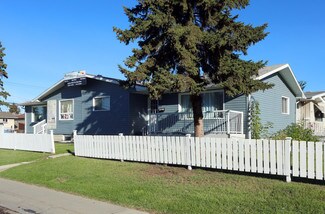 Edmonton, AB Freestanding - 15608 103rd Ave NW