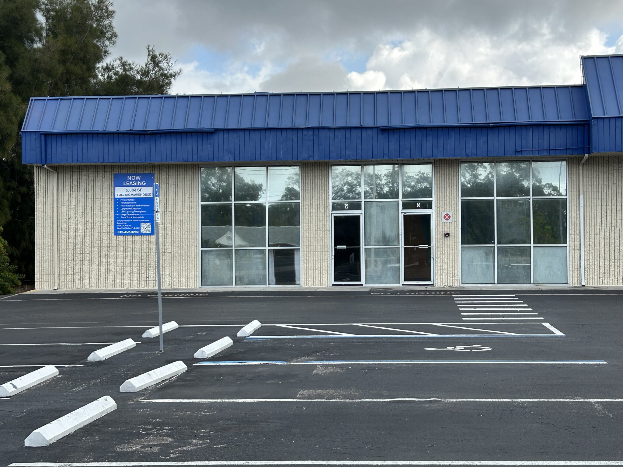 7400 US Highway 19, New Port Richey, FL for Rent