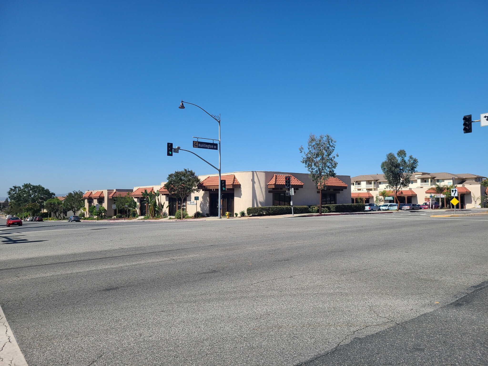 1740 Huntington Dr, Duarte, CA for Rent