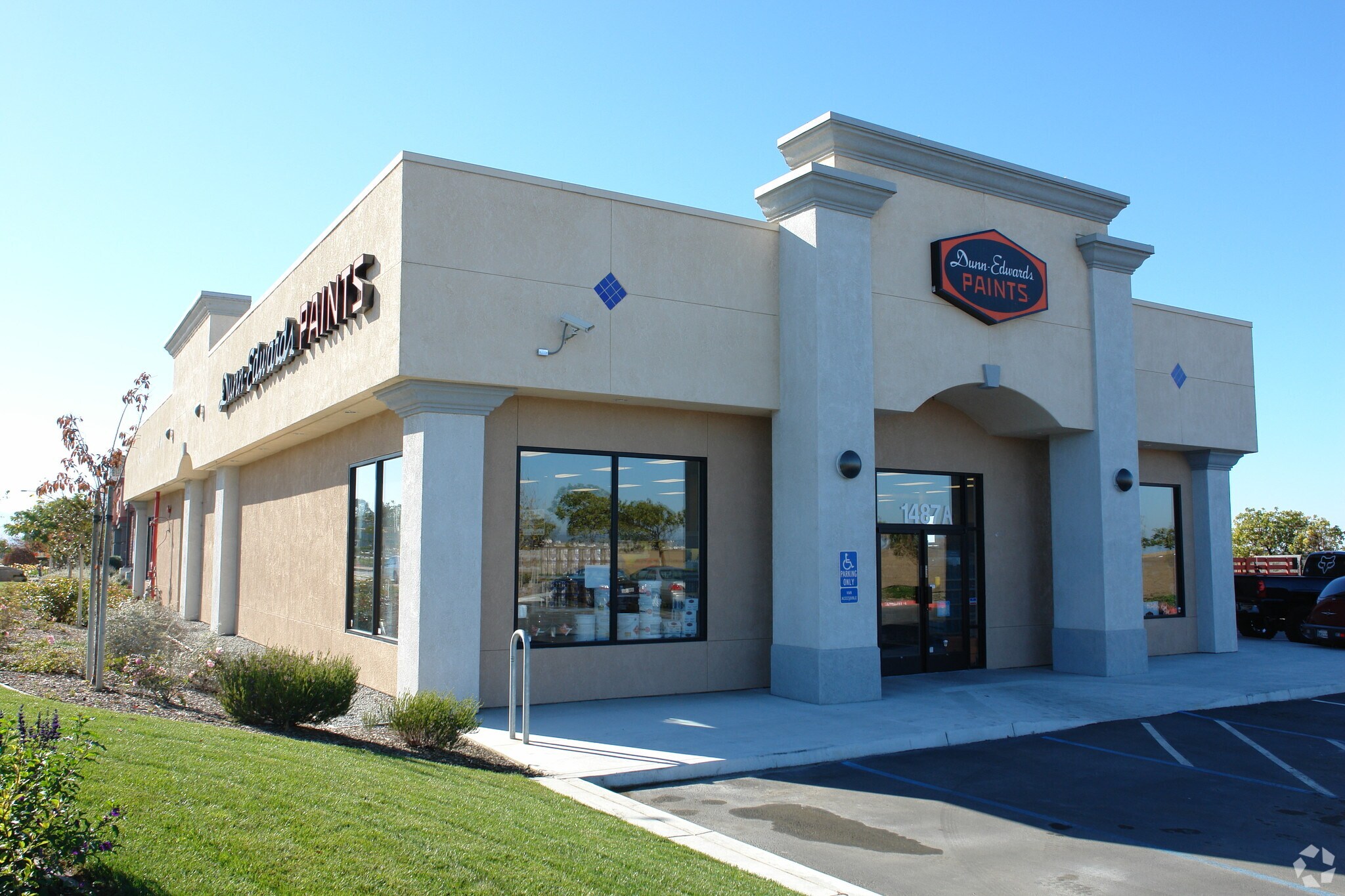 12651295 N Davis Rd Salinas, CA 93907 Shopping Center Property for