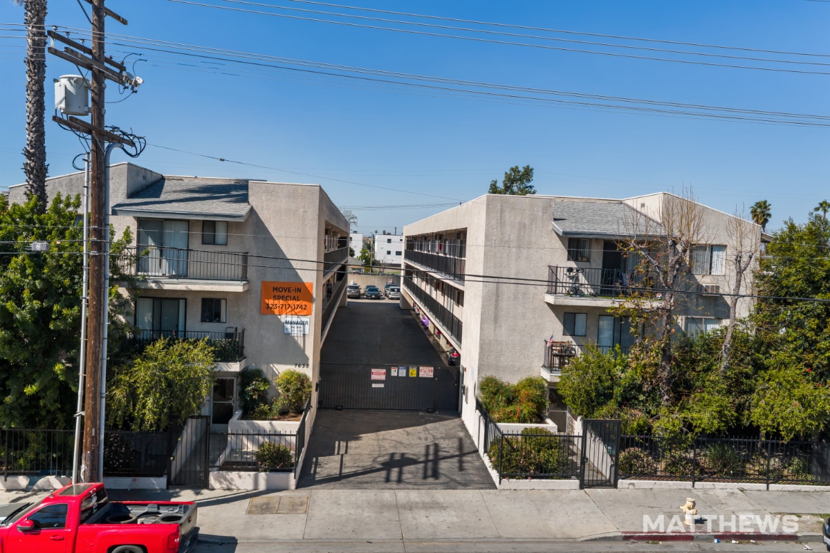 7635 Lankershim Blvd, North Hollywood, CA for Sale