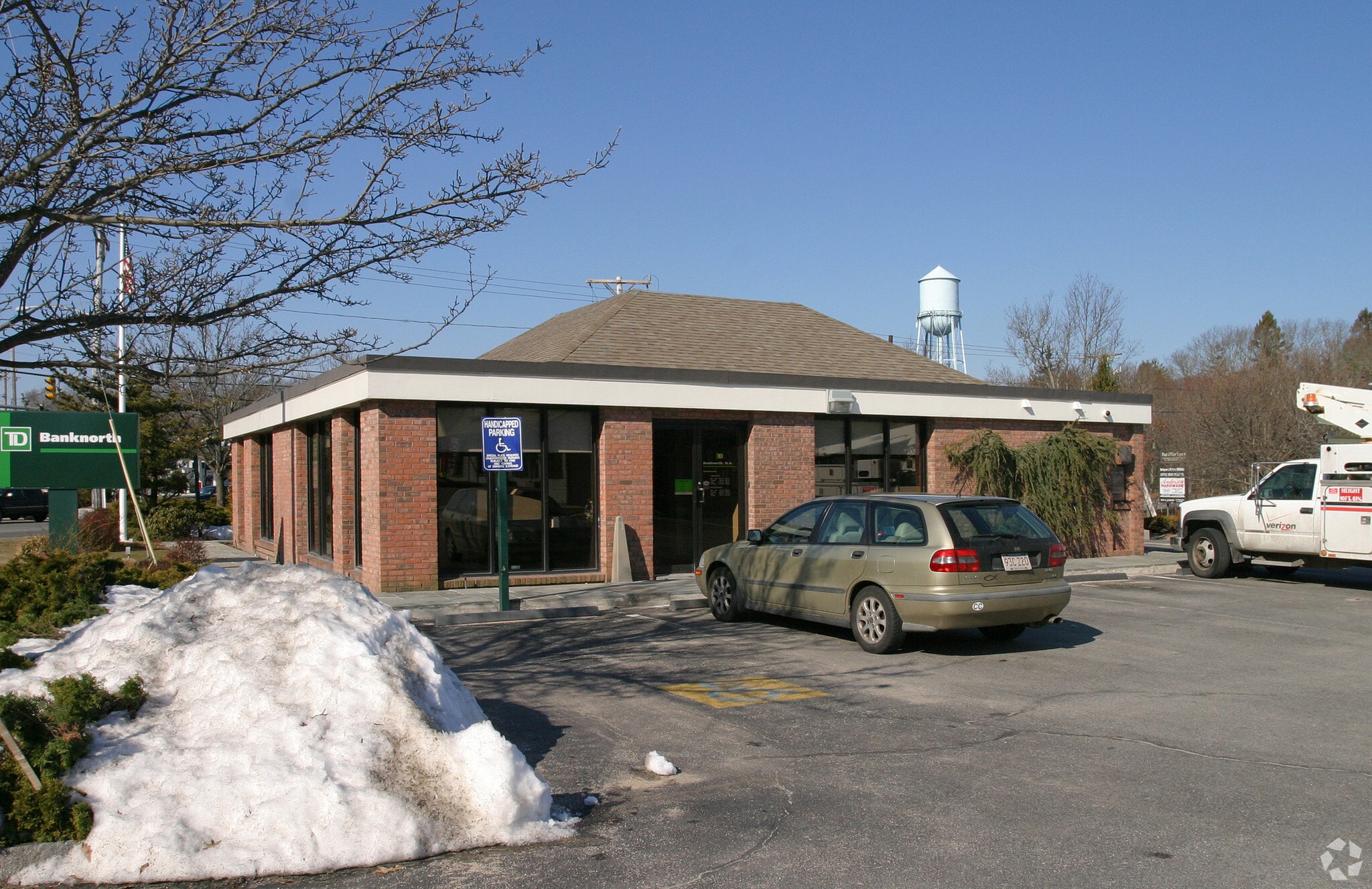 1708 Falmouth Rd, Centerville, MA for Rent