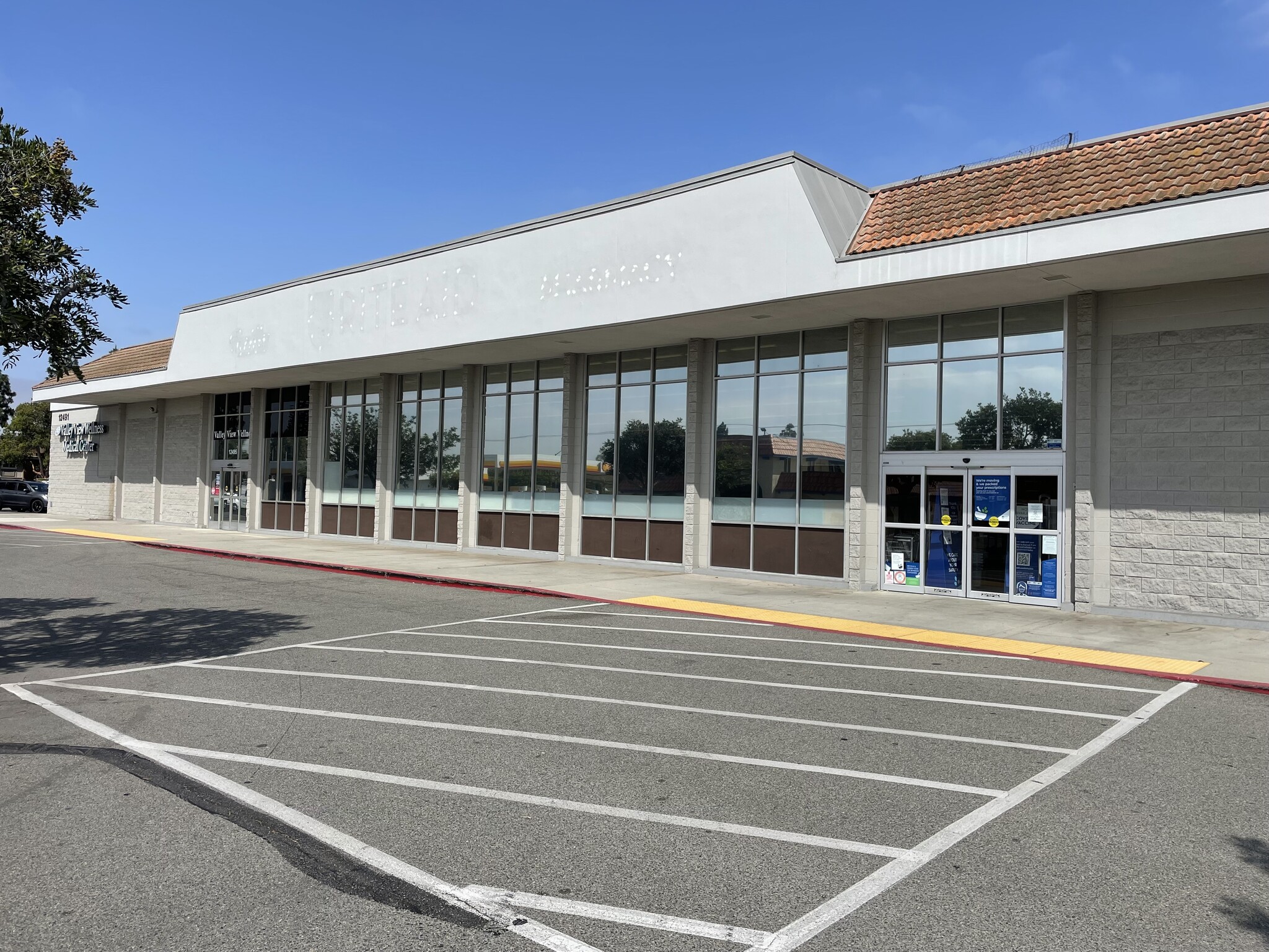 12431-12491 Valley View St, Garden Grove, CA for Rent