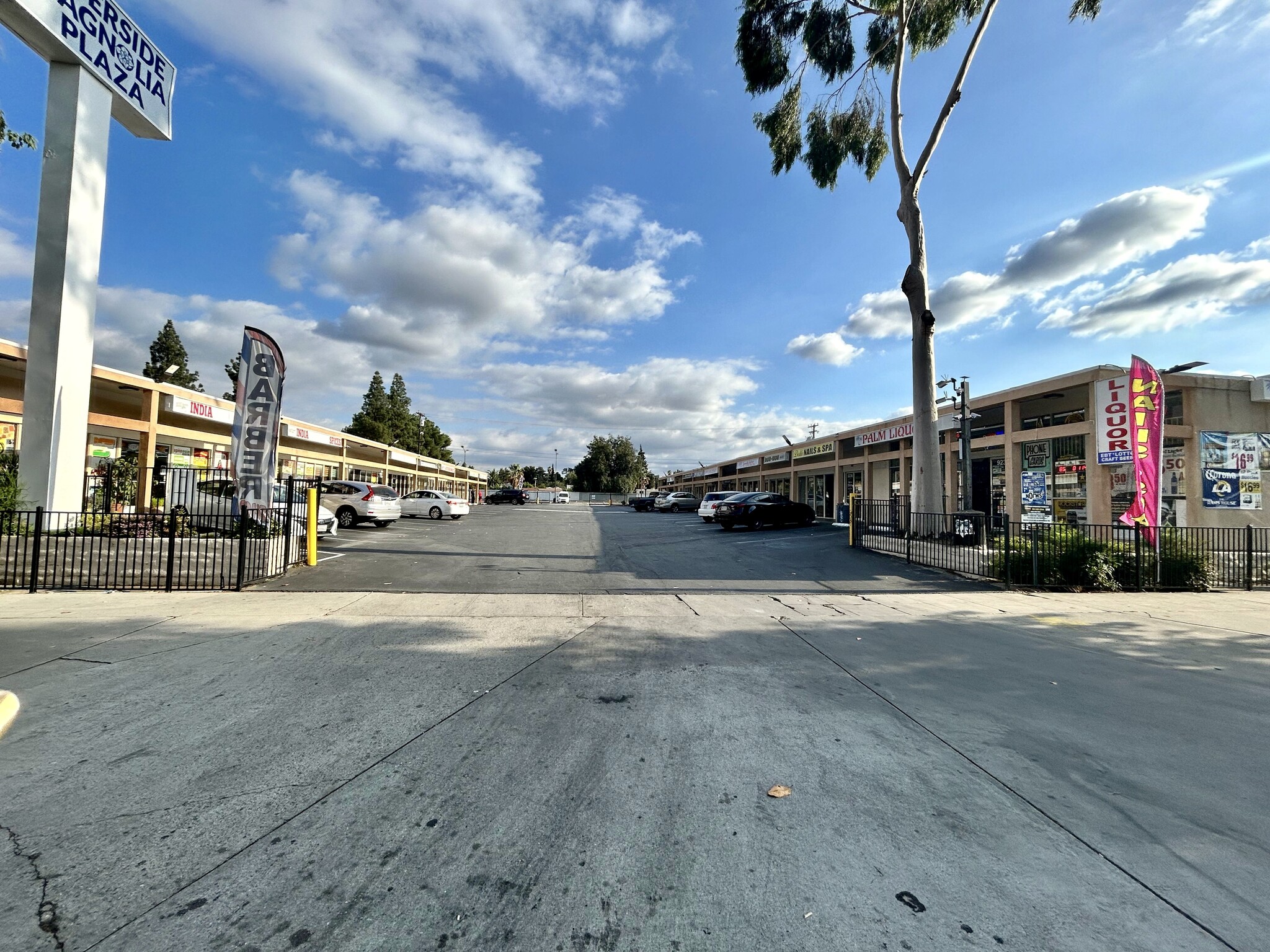 9234-9252 Magnolia Ave, Riverside, CA for Rent