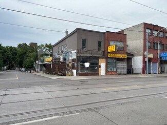 Toronto, ON Storefront Retail/Residential - 673 Gerrard St E