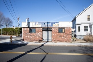 Fall River, MA Freestanding - 1555 Stafford Rd