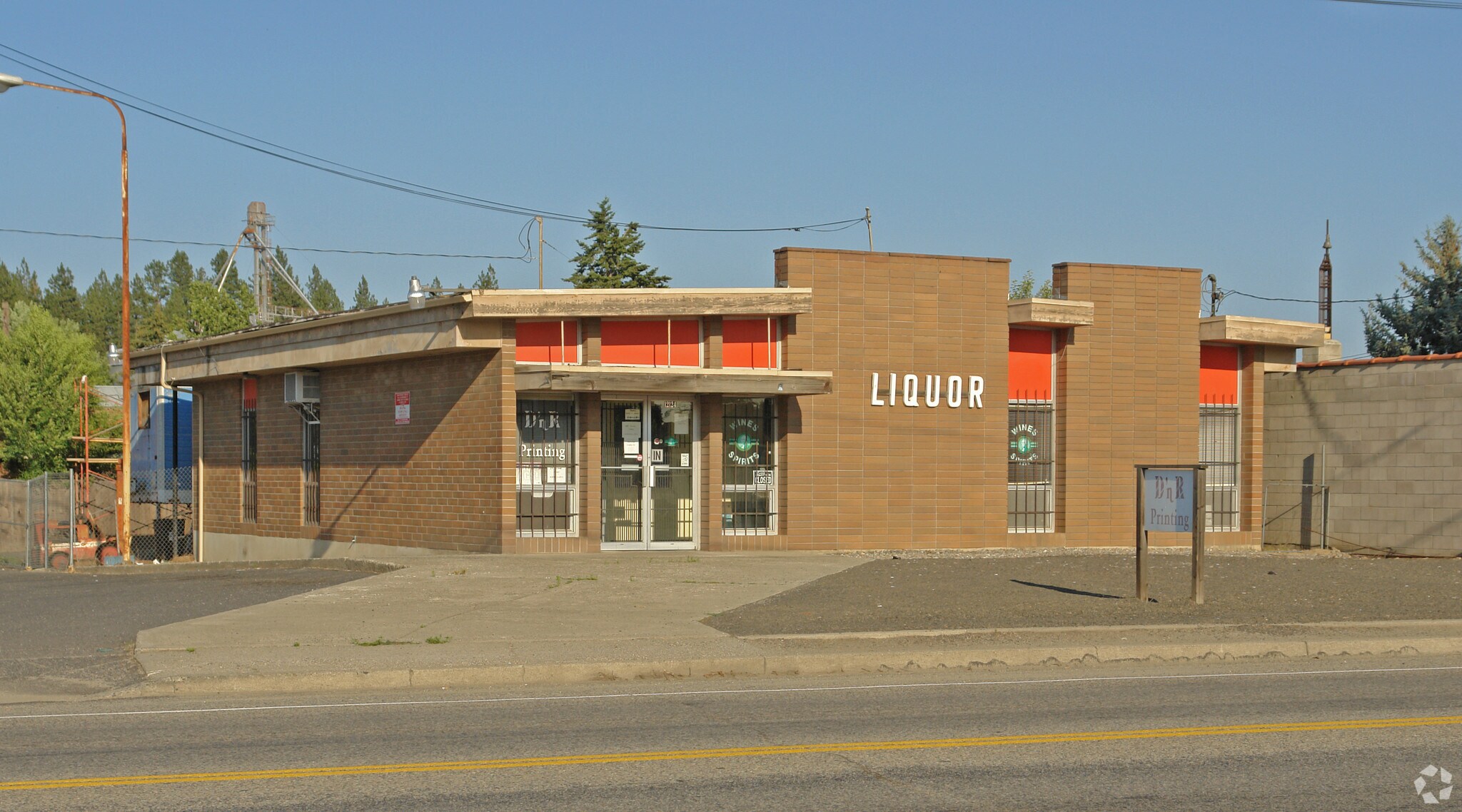 12124 N Market St, Mead, WA for Rent