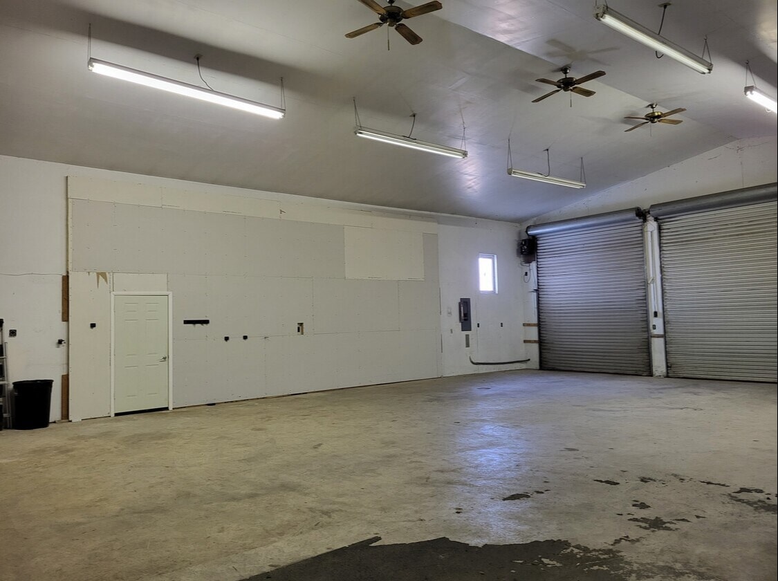 4325 Page Ave, Michigan Center, MI for Rent