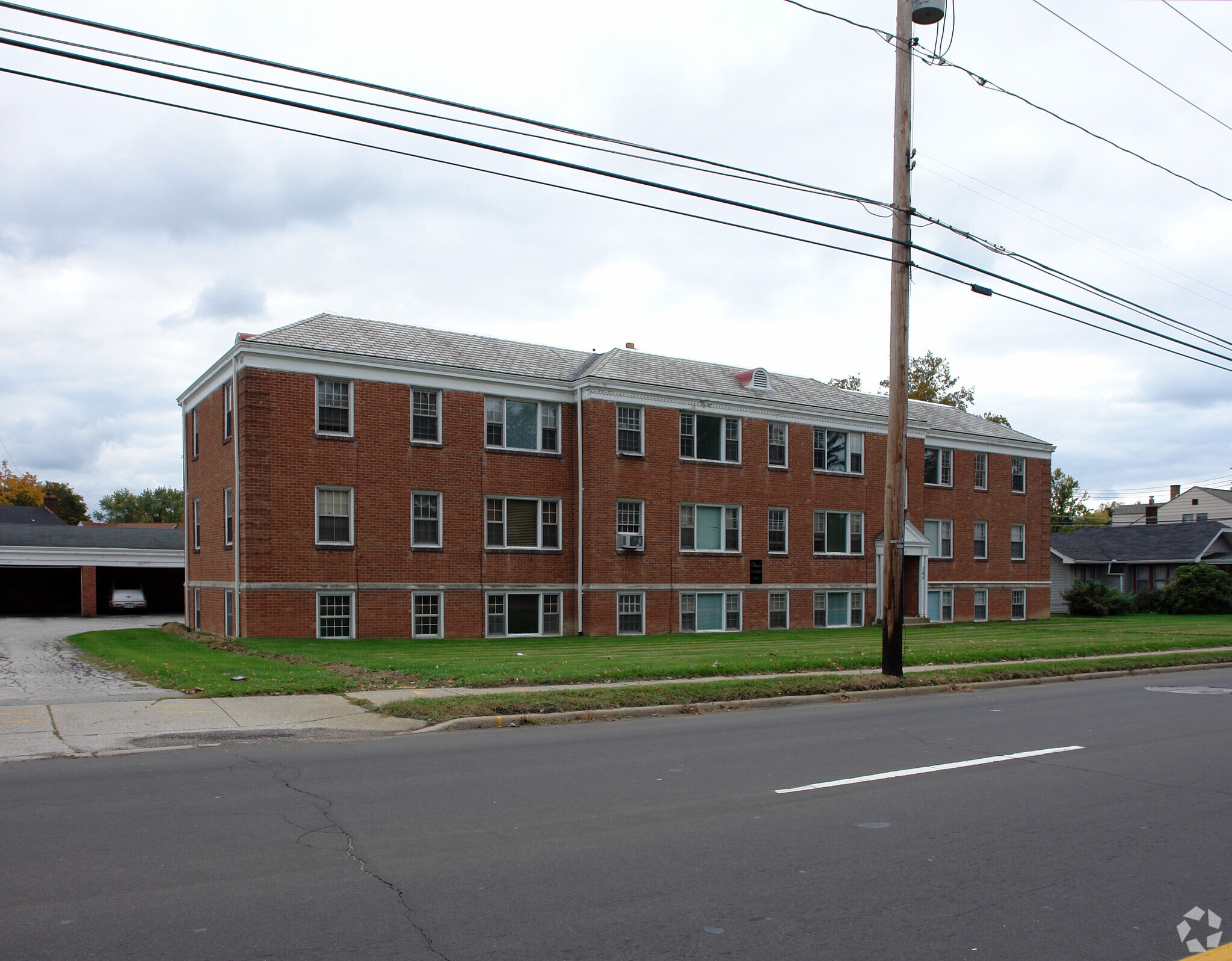 365 E Midlothian Blvd, Youngstown, OH for Sale