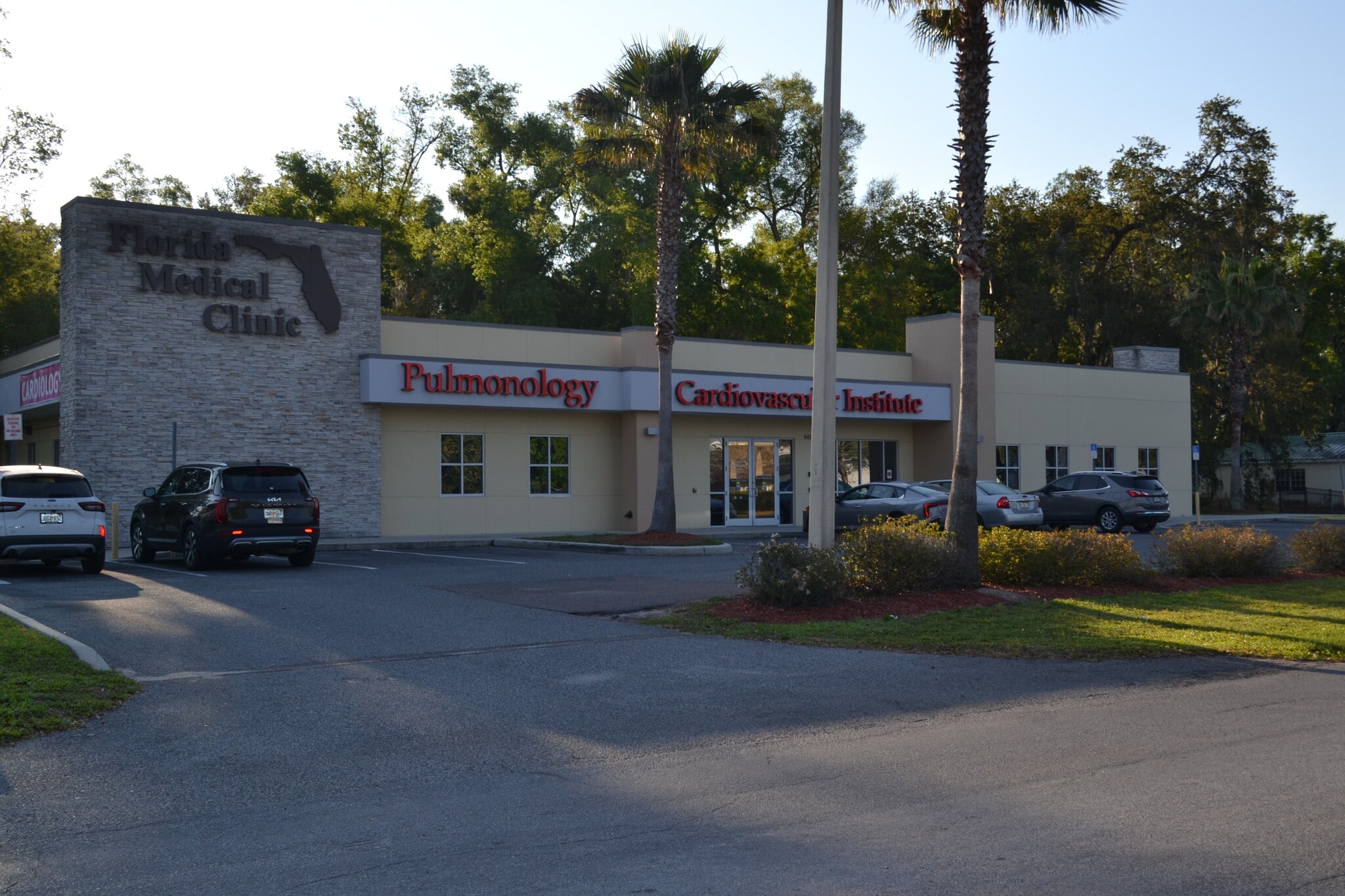 6606 Stadium Dr, Zephyrhills, FL for Sale