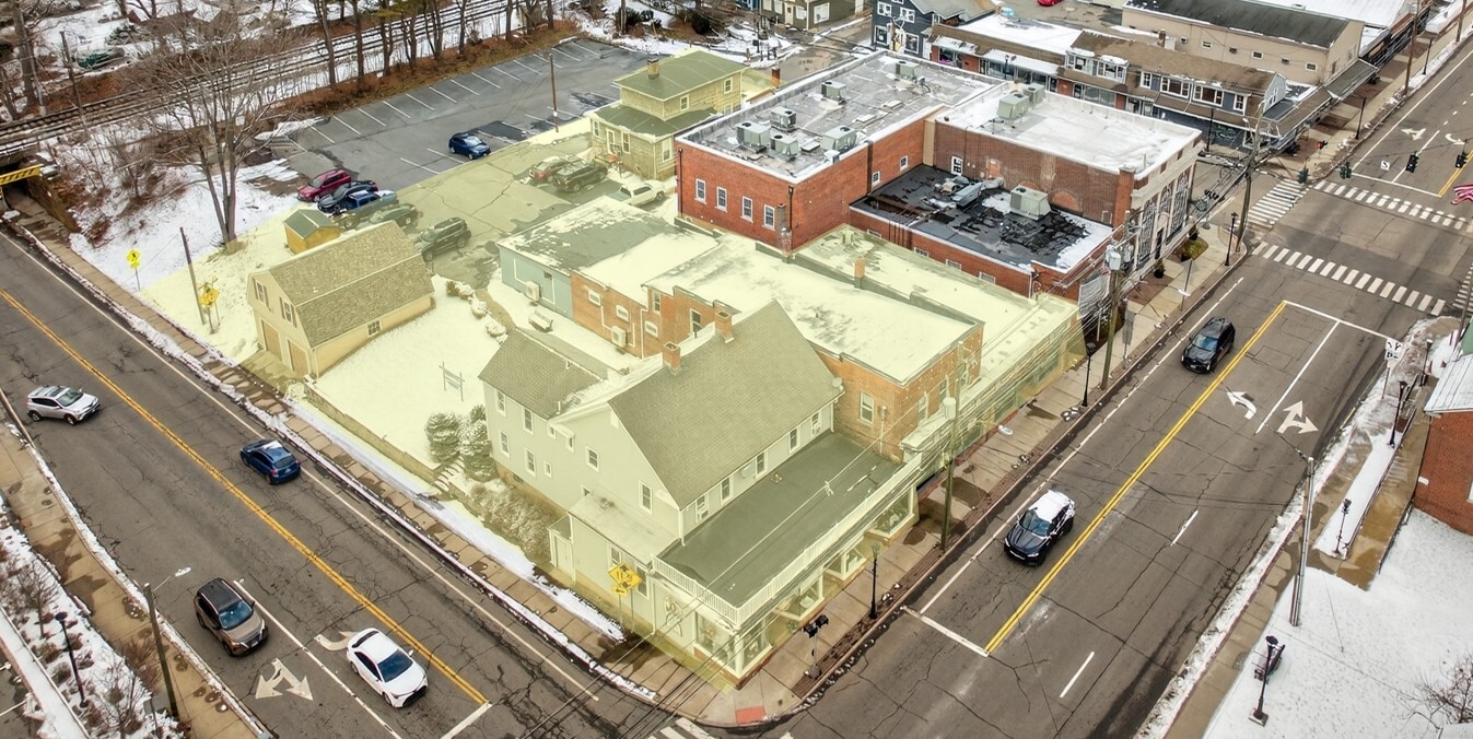 5-13 W Main St, Clinton, CT for Sale