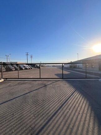 Downey, CA Industrial - 12122 Woodruff Ave
