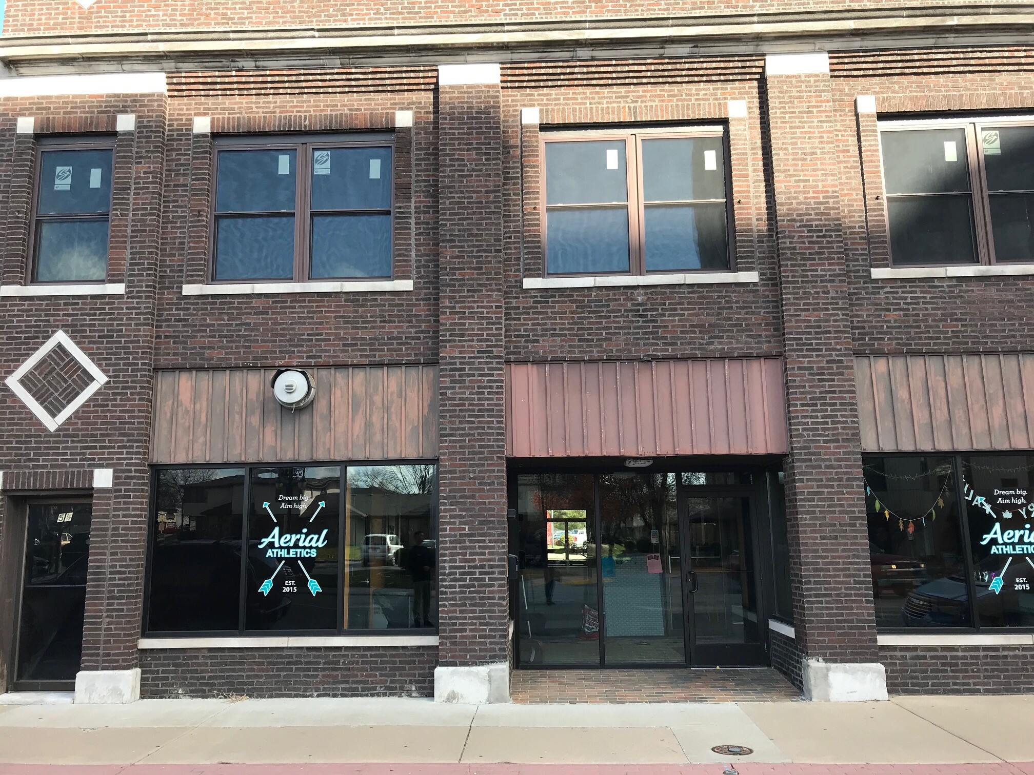 215 Court St, Pekin, IL for Sale