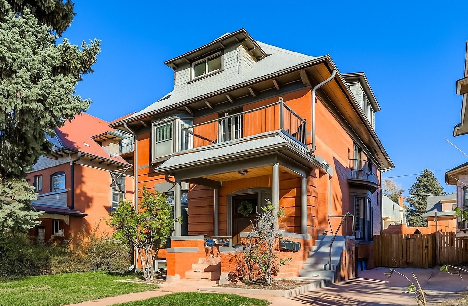 852 N Clarkson St, Denver, CO for Sale