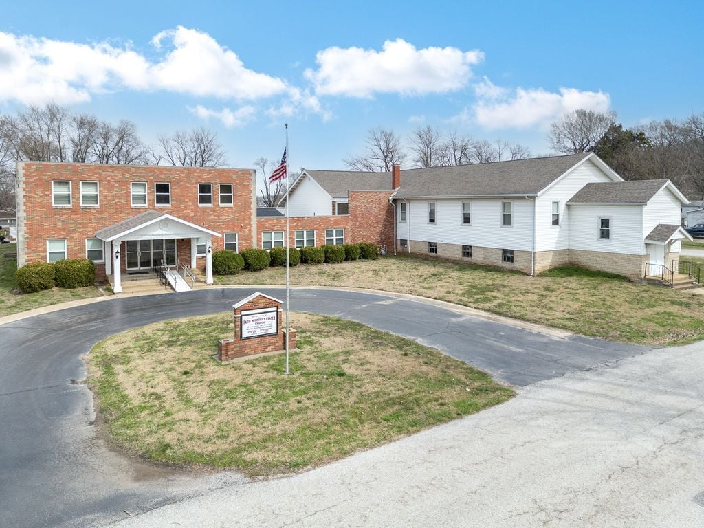 8861 Botanical Ave, Caseyville, IL for Sale